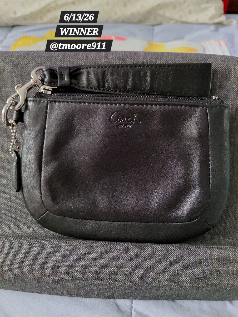 ENTER TO WIN: NWT - London Fog Faux Pebble Leather Crossbody - Picture 11 of 13